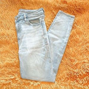 American Eagle skinny jeans